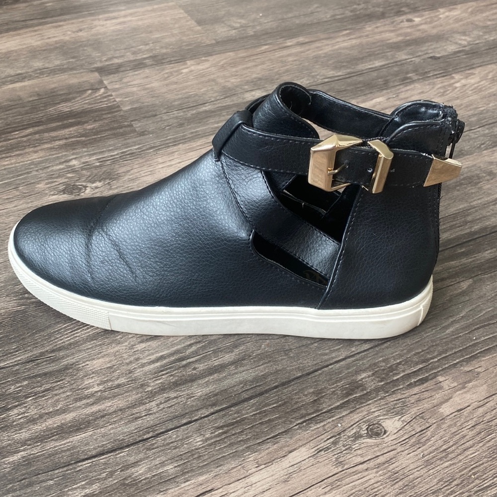 Black & gold leather buckle sneakers with cut outs